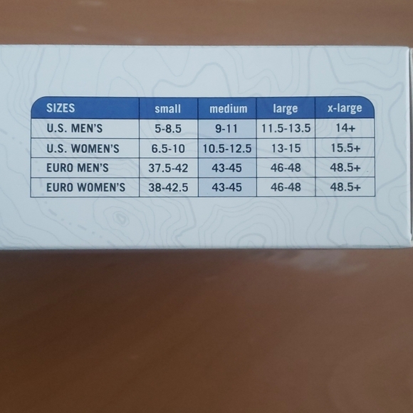 Brand new Yaktrax Pro, Coil design traction - Picture 5 of 8